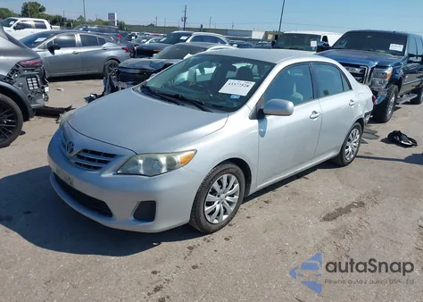 2013 Toyota Corolla Le z USA, uszkodzony, nr VIN 2T1BU4EE6DC994173